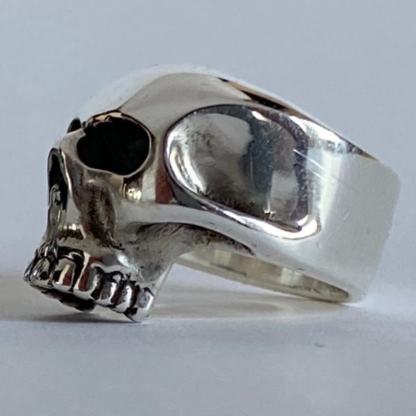 Memento Mori Skull Ring - Artist Paul Savovici